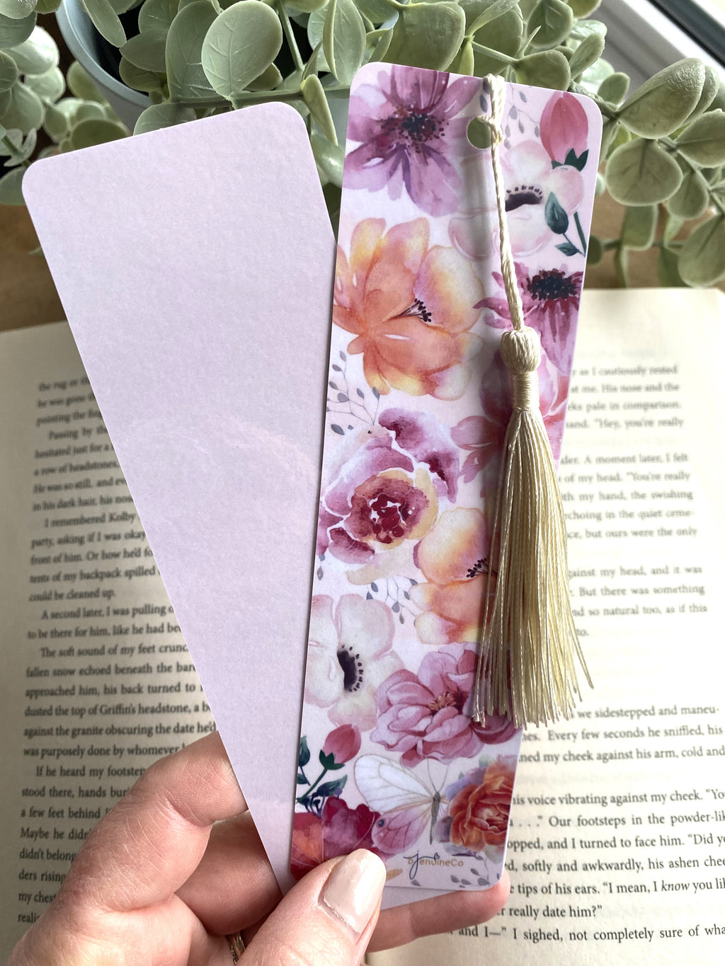 Aesthetic Boho Flower Bookmark, Cute Bookmark, Gift For Reader, Simple Aesthetic Bookmark, Booklover Gift