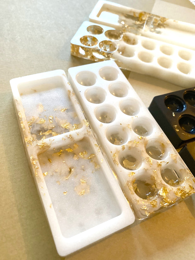 Handcrafted Resin Palette, Set of 2