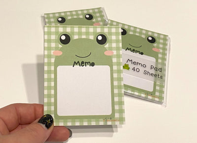 Kawaii frog memo pad