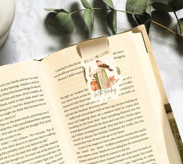 Cosy fall, magnetic bookmark