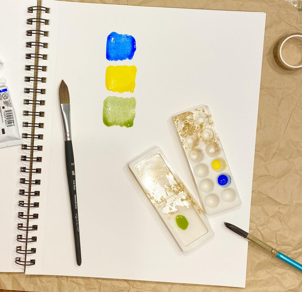 Handcrafted Resin Palette, Set of 2